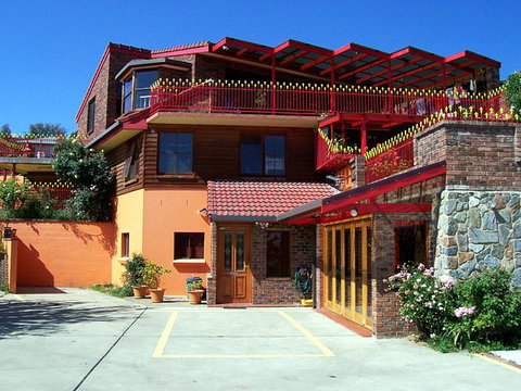 Peppers Over The Lake - Travel Agents 2