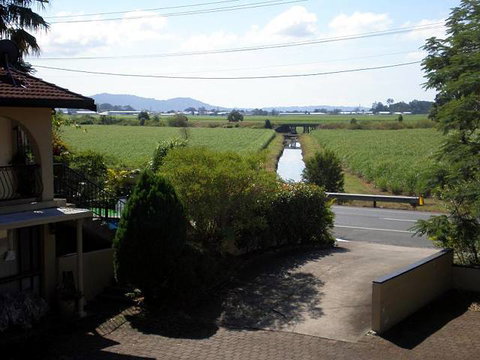Murwillumbah Gallery Motel - Tourism Guide 0