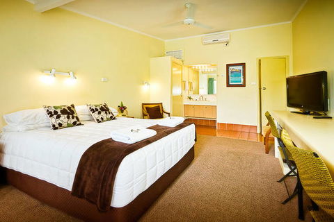 Premier Motor Inn - Tourism Guide 1