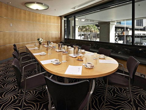 Pullman Quay Grand Sydney Harbour - Cruises Travel 3