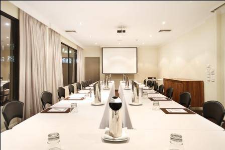 Rendezvous Studio Hotel Sydney Central - Travel Agents 4