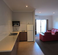 Roma Inland Motor Inn - Tourism Guide