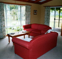 Sevenhill Cottages Accommodation and Conference Centre - Tourism Guide
