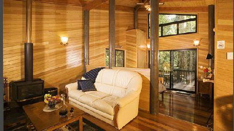 Springbrook Lyrebird Retreat - Cruises Travel 1