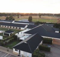 Roma Explorers Inn - Tourism Guide