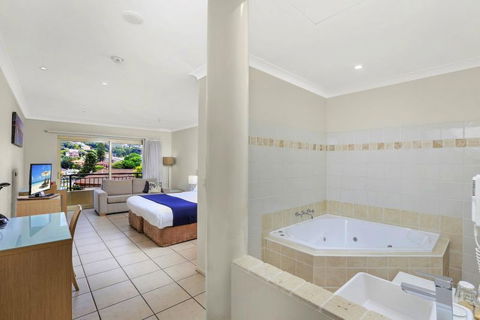 Terrigal Sails - Tourism Guide 15