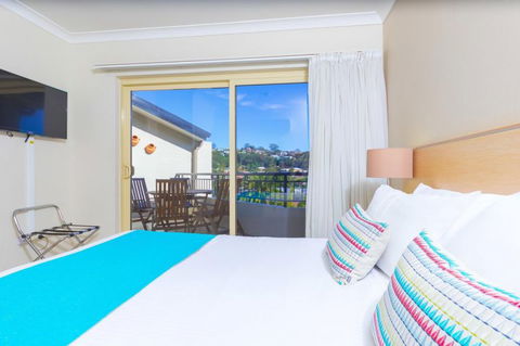 Terrigal Sails - Tourism Guide 6