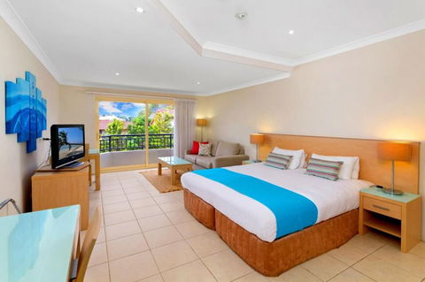 Terrigal Sails - Tourism Guide 18