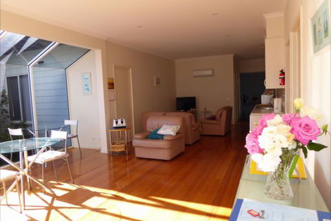 Apollo Bay Bed And Breakfast - Tourism Guide 8