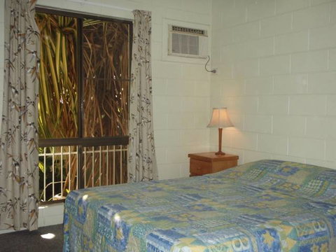 Ti Tree Holiday Apartments - Travel Search 1