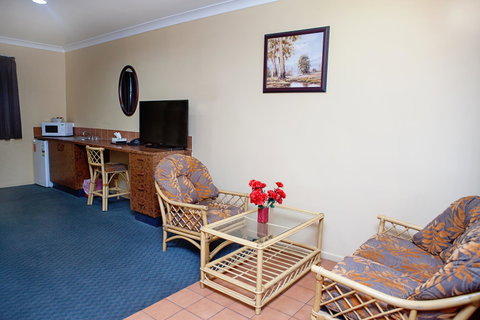Townview Motel - Tourism Guide 1