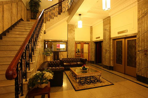 ULTIQA Rothbury Hotel - Travel Agents 0