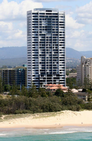 Ultra Broadbeach - Tourism Guide 1
