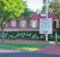 Westwood Motor Inn - Tourism Guide