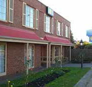 William Dutton Motel - Tourism Guide