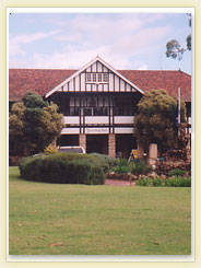 Yanchep Inn - Tourism Guide 4