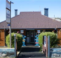 Dolphin Retreat Bunbury - Tourism Guide
