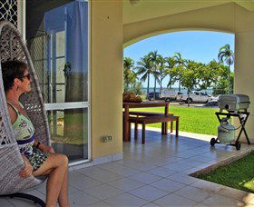Absolute Beachfront Apartment - Tourism Guide 0