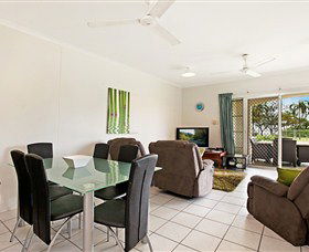Absolute Beachfront Apartment - Tourism Guide 6