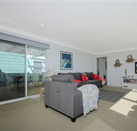 Rainbows End - Tourism Guide