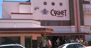 Cygnet Como Cinema - Travel Agents 3