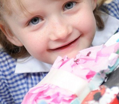 Polyglot Theatre - Travel Agents 0