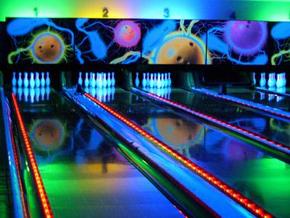 Oz Tenpin Geelong - Tourism Guide 2