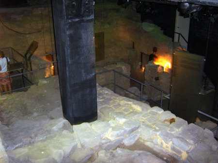 The Rocks Ghost Tours - Tourism Guide 2
