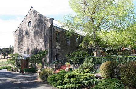Goona Warra Vineyard - Tourism Guide 0