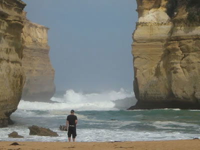 Melbourne VIC Travel Search