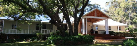 Annasha Day Spa Retreat - Tourism Guide 2