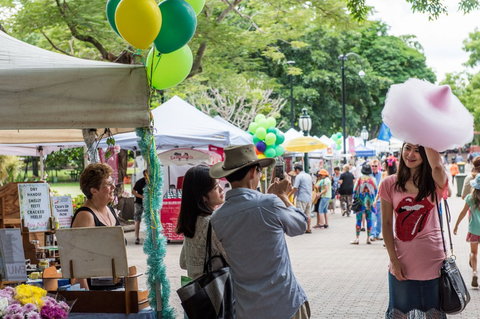 Riverside At The Gardens - Travel Agents 1