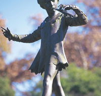 Queens Gardens - Tourism Guide