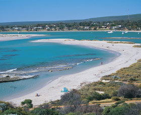 Chinaman's Beach - Tourism Guide 0