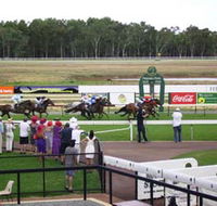 Pinjarra Race Club - Tourism Guide