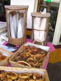 Kalamunda Farmers Market - Tourism Guide 0