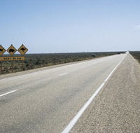 Eyre Highway - Tourism Guide