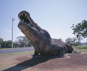 Crocodile Statue - Travel Agents 0