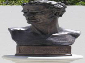 Adam Lindsay Gordon Bronze Bust - Tourism Guide 0