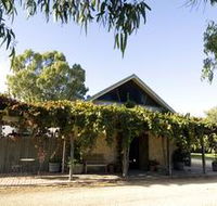 Lake Breeze Wines - Tourism Guide