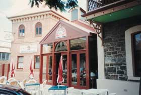 Port Dock Brewery Hotel - Tourism Guide 0