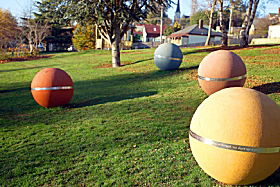 Sculpture Trail - Great Western Tiers - Cruises Travel 0