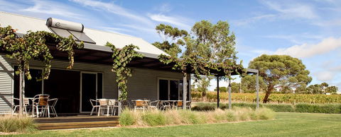 Dowie Doole Tasting Room - Tourism Guide 0
