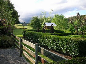 Wychwood Garden & Nursery - Cruises Travel 0