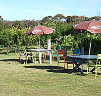 Cerise Brook Orchard  Family Golf - Tourism Guide