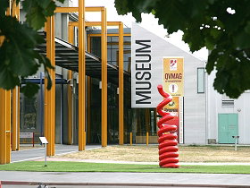 Queen Victoria Museum And Art Gallery - Travel Agents 0