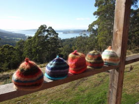 Woodbridge Hill Handweaving Studio - Tourism Guide 0