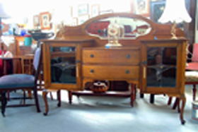 Ring Road Antique Centre - Tourism Guide 0