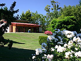 Villarett Gardens - Tourism Guide 0