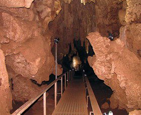 Cutta Cutta Caves Nature Park - Tourism Guide 0